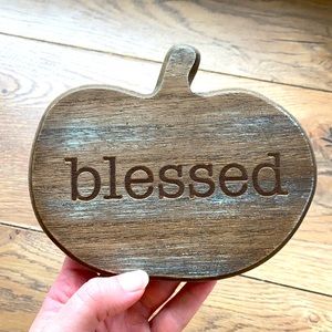 Blessed small wooden thanksgiving tabletop decor